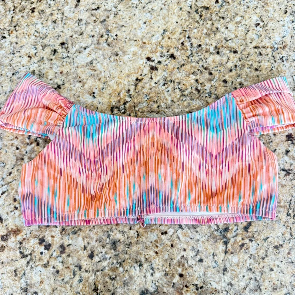 RAISINS Swim Top Size XL Bikini Chevron Stripe Orange Purple Blue NWT